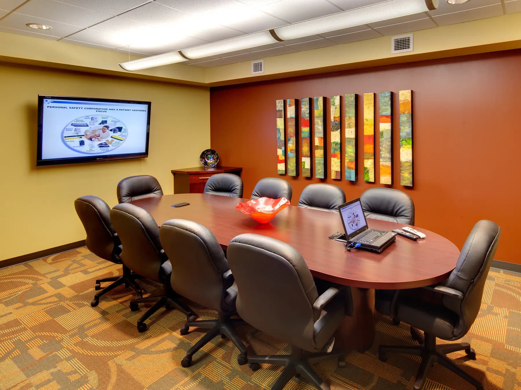 Finished Primus commercial meeting space